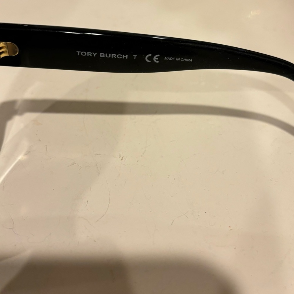 Tory Burch Black Ladies Sunglasses